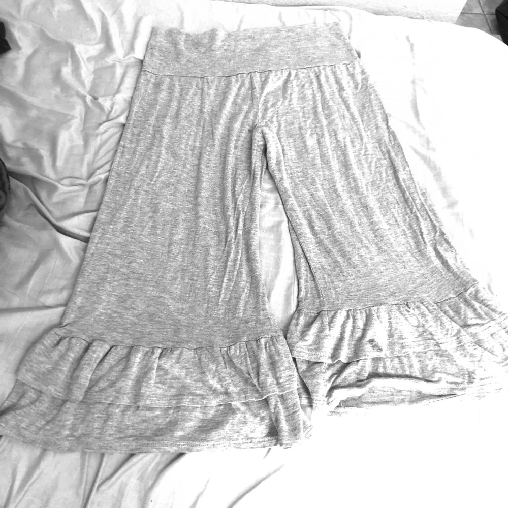 Stretchy sweatpants